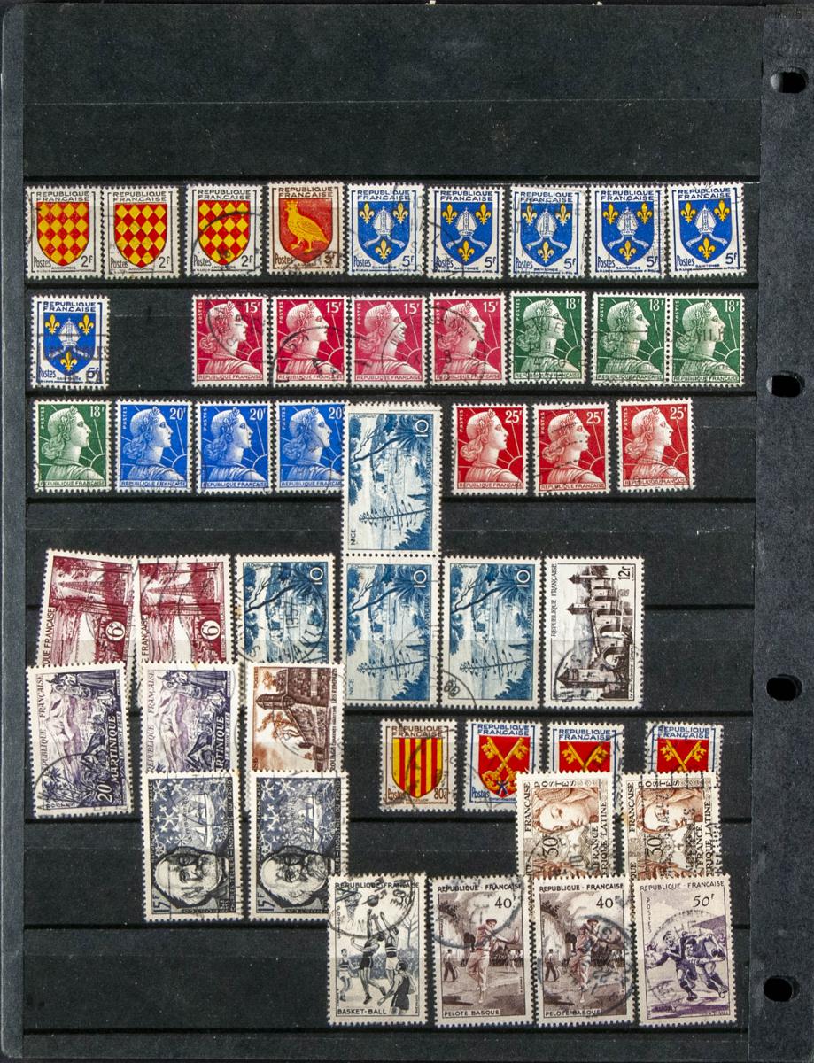 376 | Lots and Collections