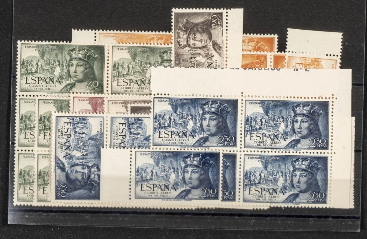 59 | Lotes y Colecciones.España. Stock de Series y Sellos