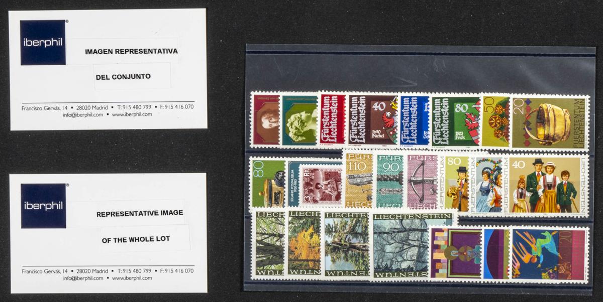 669 | Lots and Collections