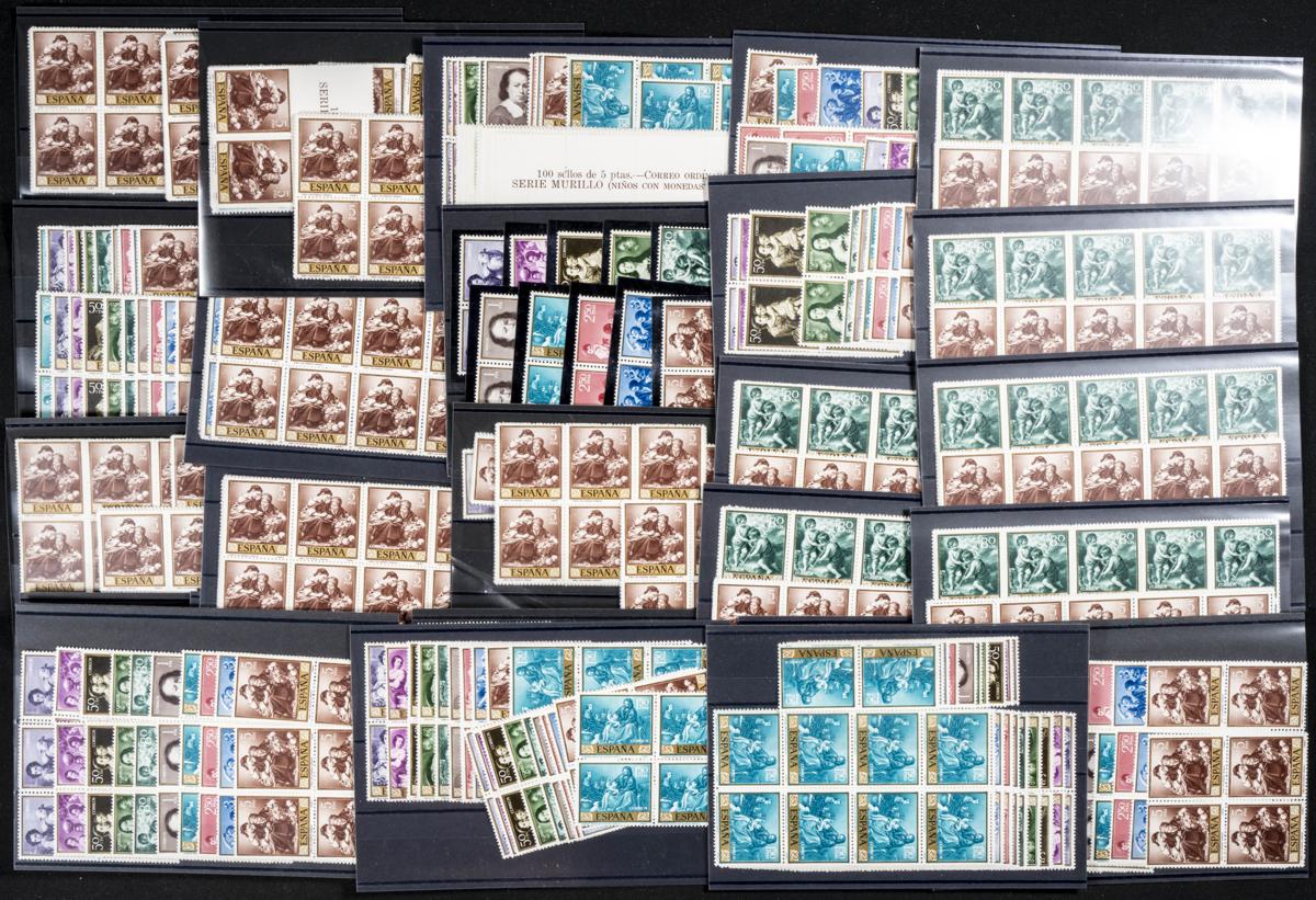 84 | Lotes y Colecciones.España. Stock de Series y Sellos