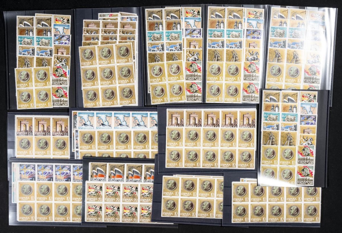 98 | Lotes y Colecciones.España. Stock de Series y Sellos