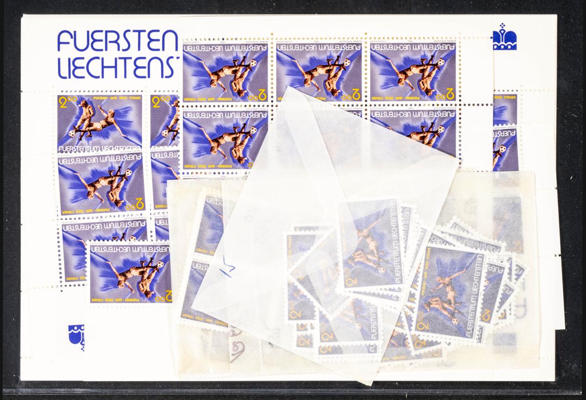 1052 | Liechtenstein. Sets and stamps stock