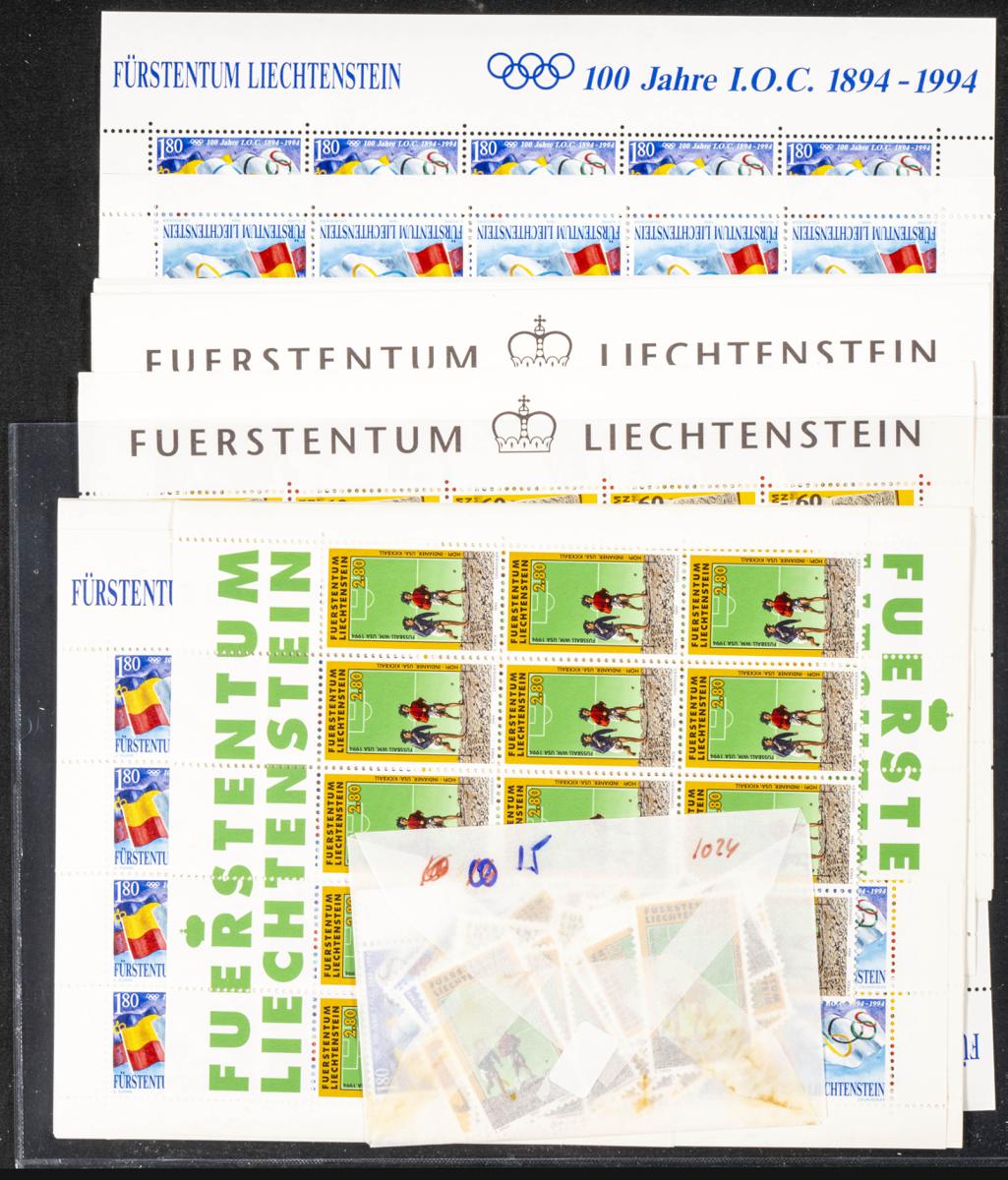 1072 | Liechtenstein. Sets and stamps stock
