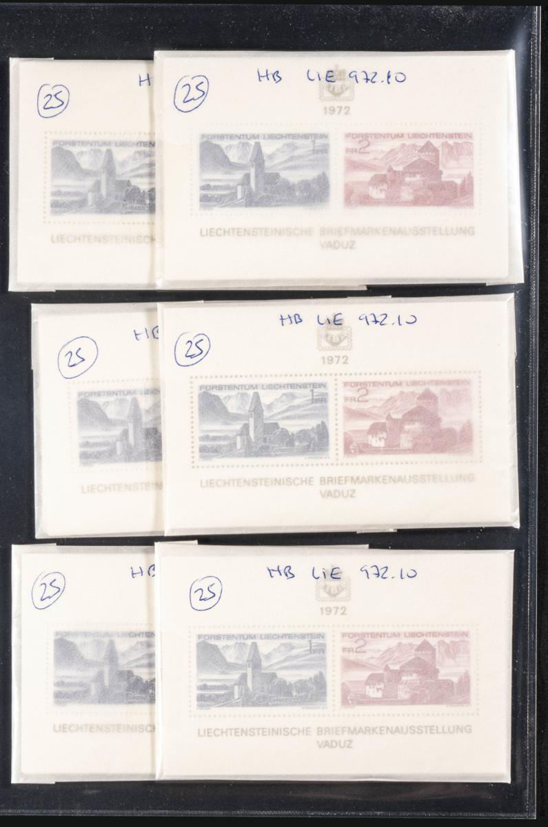 1087 | Liechtenstein. Sets and stamps stock