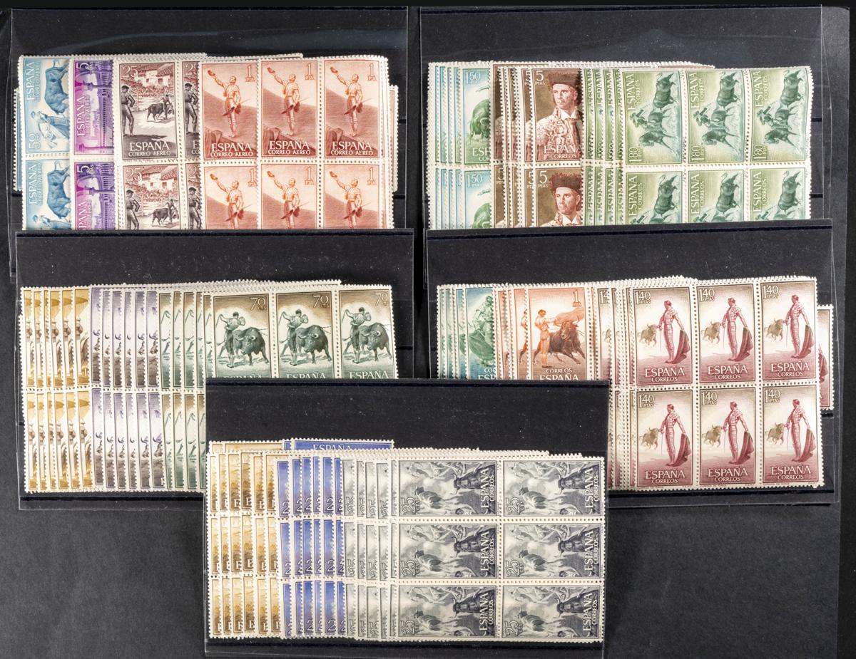 113 | Spanish Collection. Sets and stamps stock