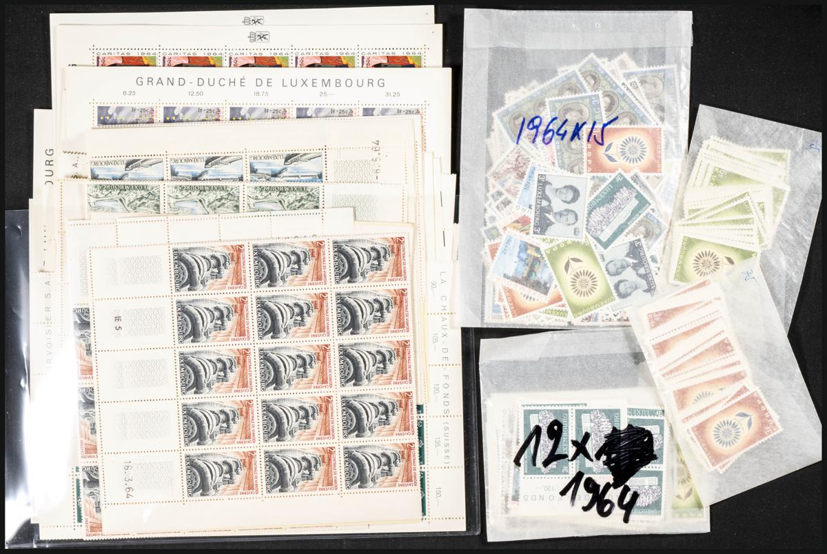 1144 | Luxembourg. Sets and stamps stock