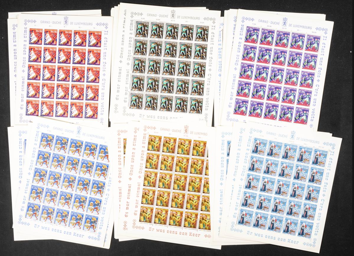 1147 | Luxembourg. Sets and stamps stock