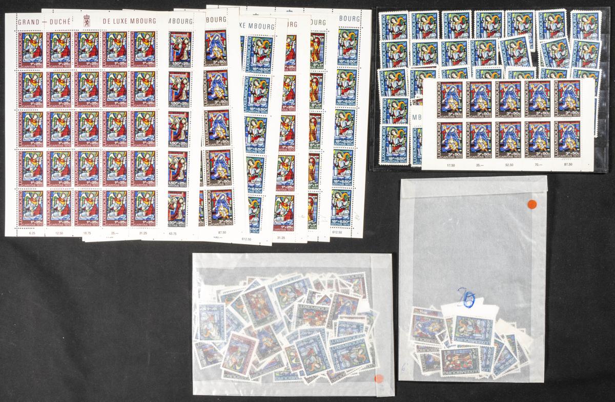 1159 | Luxembourg. Sets and stamps stock
