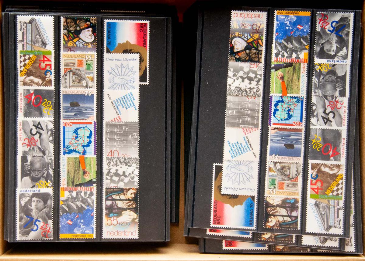 1244 | Netherlands. Sets and stamps stock