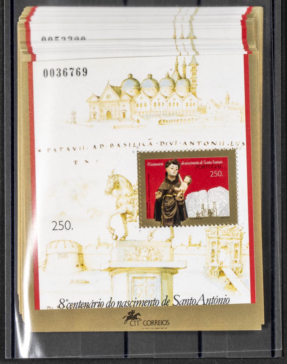 1359 | Portugal. Stock de Series y Sellos