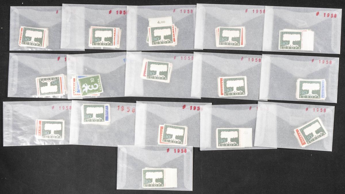 1392 | Tema Europa. Stock de Series y Sellos