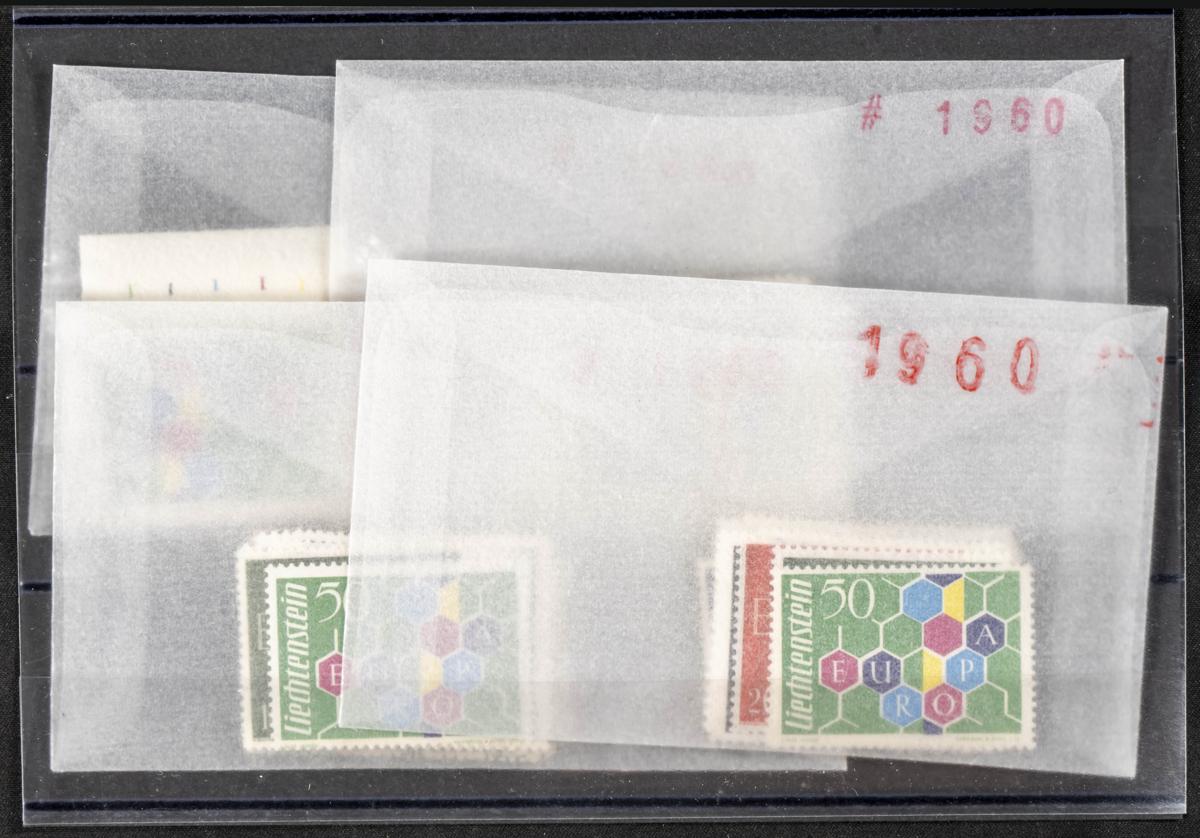 1393 | Tema Europa. Stock de Series y Sellos