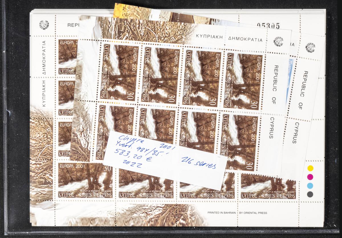 824 | Cyprus. Sets and stamps stock