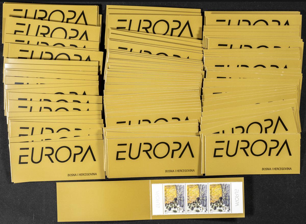 828 | Croatia. Sets and stamps stock
