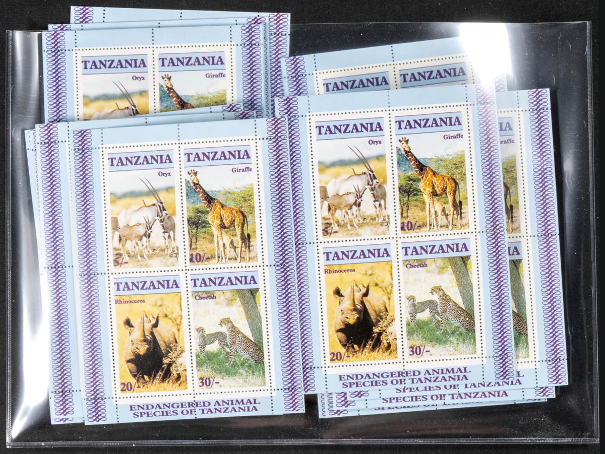 927 | Tanzania. Sets and stamps stock