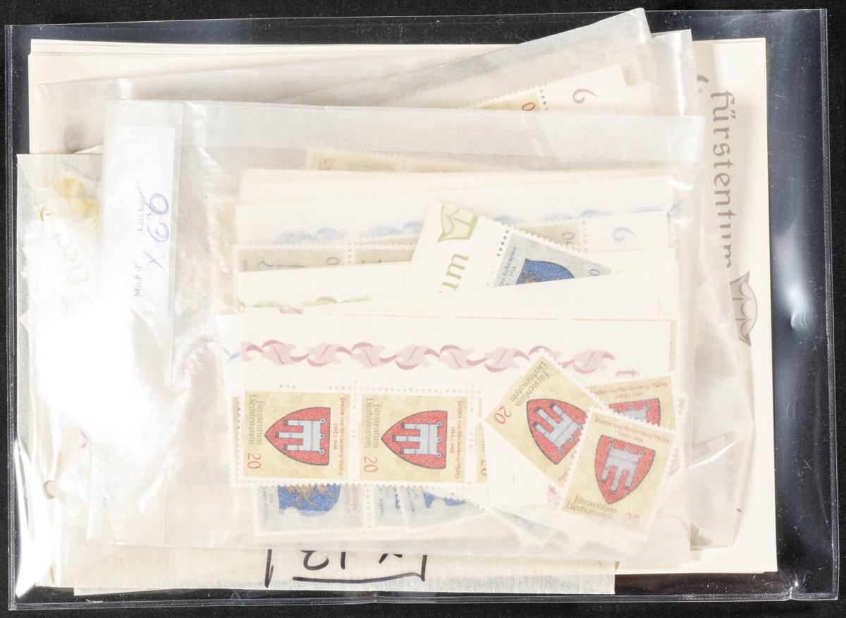 962 | Liechtenstein. Stock de Series y Sellos