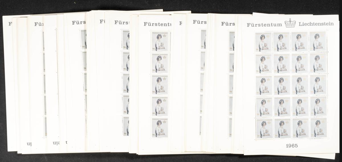 967 | Liechtenstein. Stock de Series y Sellos