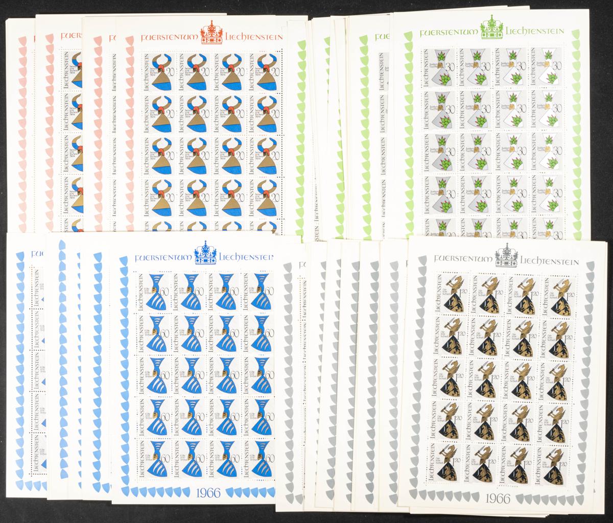 972 | Liechtenstein. Stock de Series y Sellos