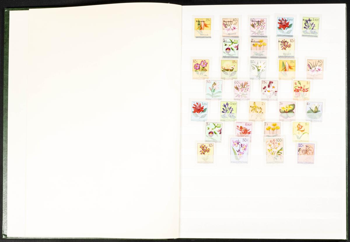 1174 | Lots and Collections