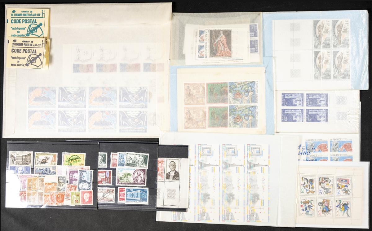 600 | France. Lots and Collections