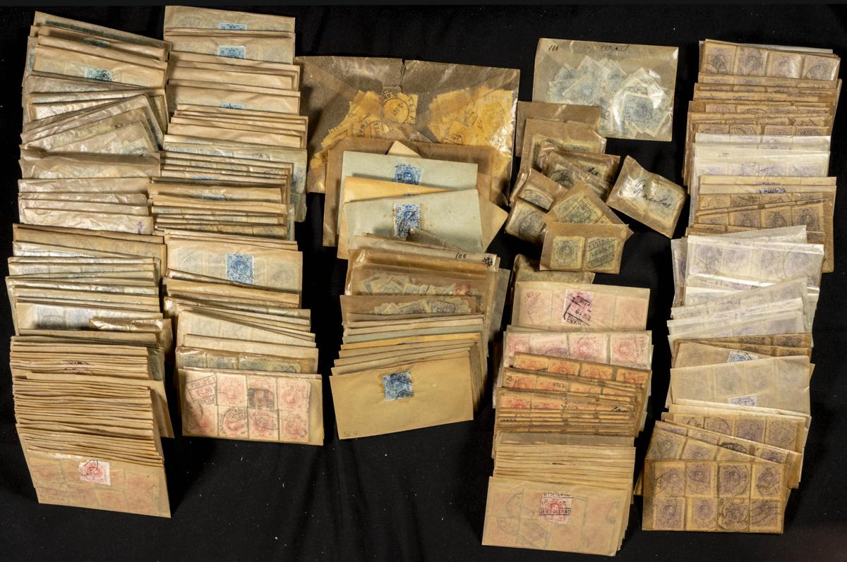 61 | Spanish Collection. Sets and stamps stock
