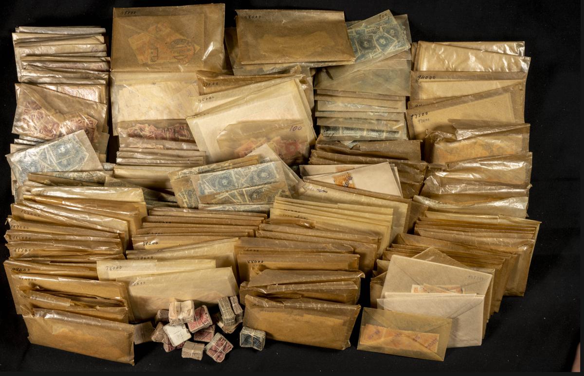 65 | Spanish Collection. Sets and stamps stock
