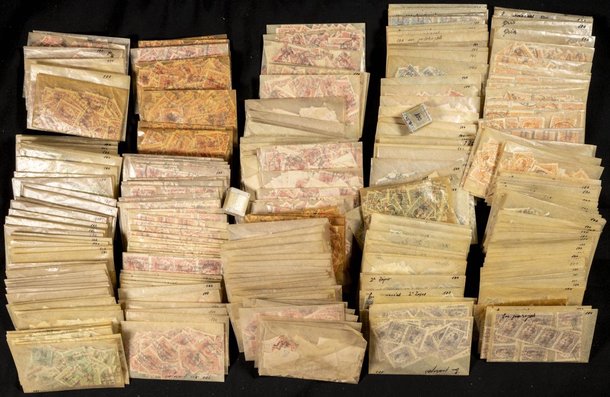 66 | Spanish Collection. Sets and stamps stock
