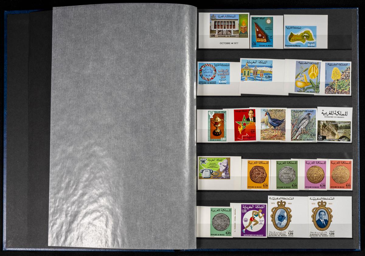 694 | Independent Marocco. Lots and Collections