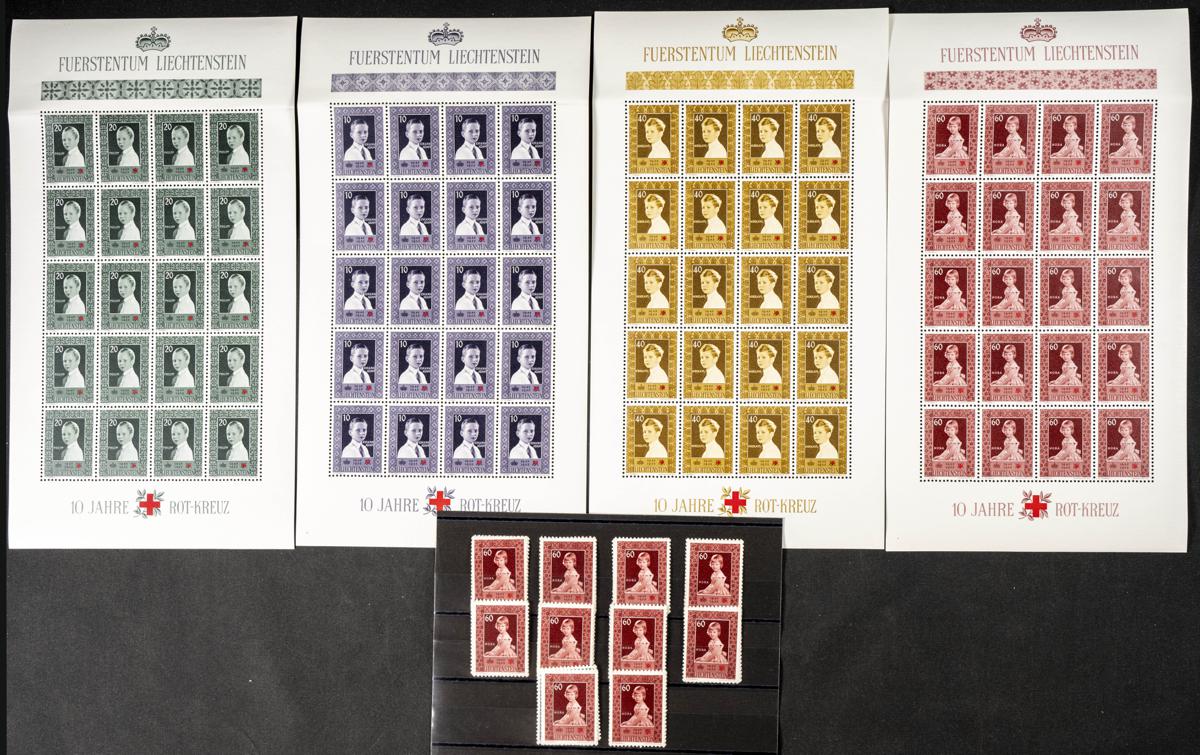 781 | Liechtenstein. Stock de Series y Sellos