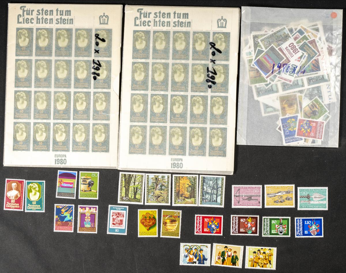 817 | Liechtenstein. Stock de Series y Sellos