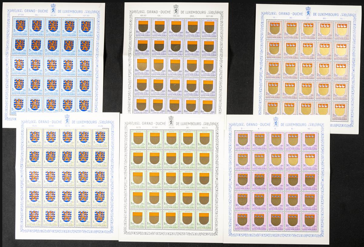 896 | Luxemburgo. Stock de Series y Sellos