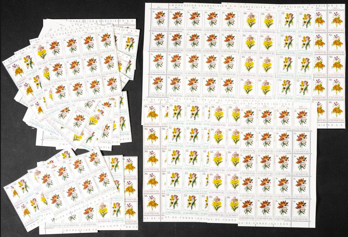 950 | Luxembourg. Sets and stamps stock
