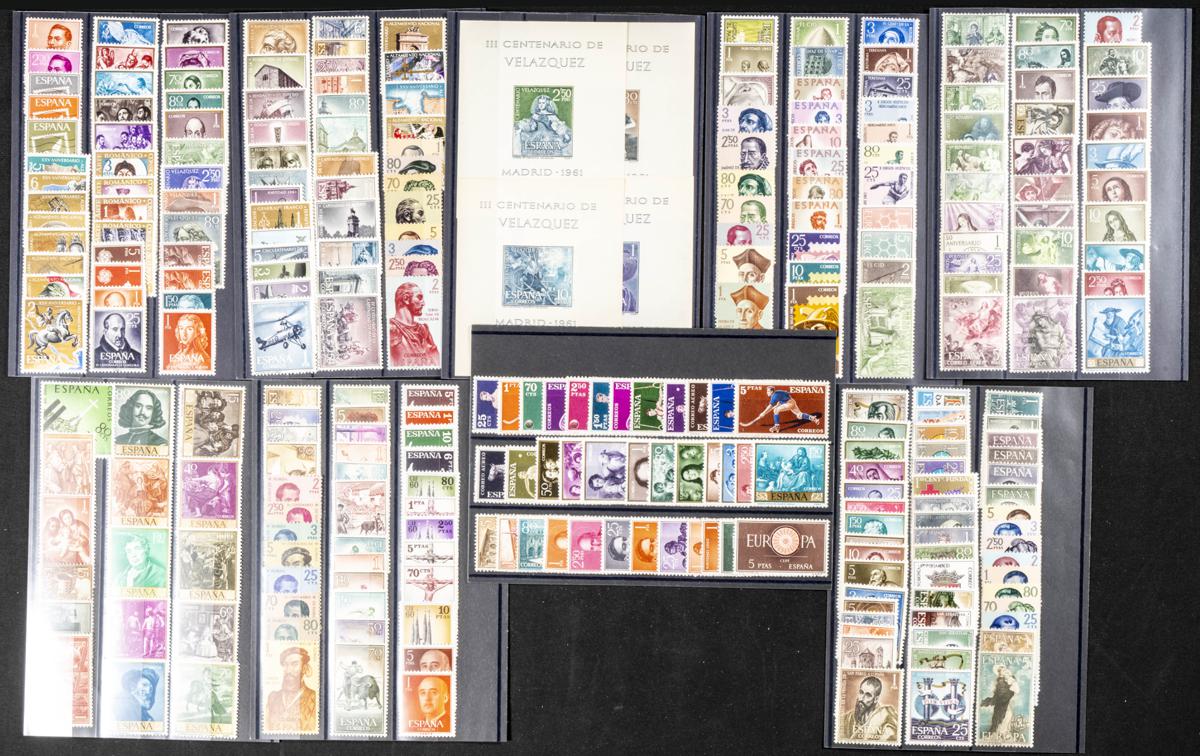 136 | Spanish Collection. Sets and stamps stock