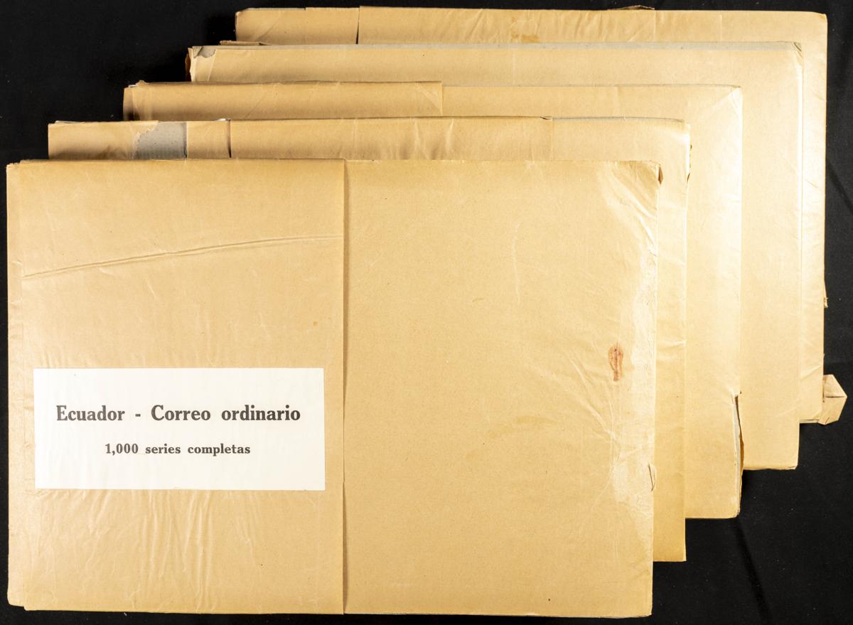 553 | Ecuador. Stock de Series y Sellos