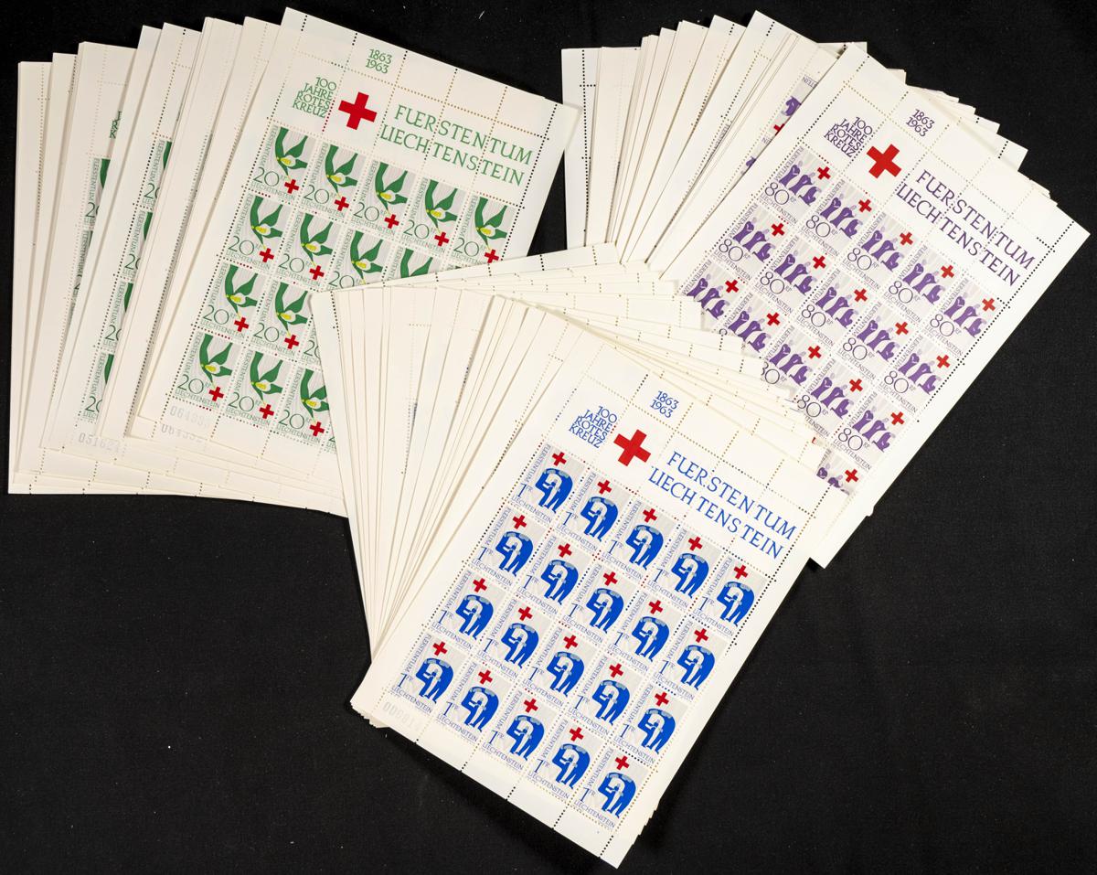 664 | Liechtenstein. Stock de Series y Sellos