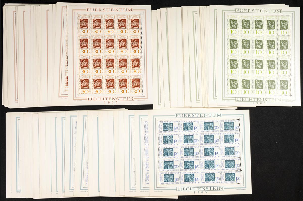 673 | Liechtenstein. Stock de Series y Sellos