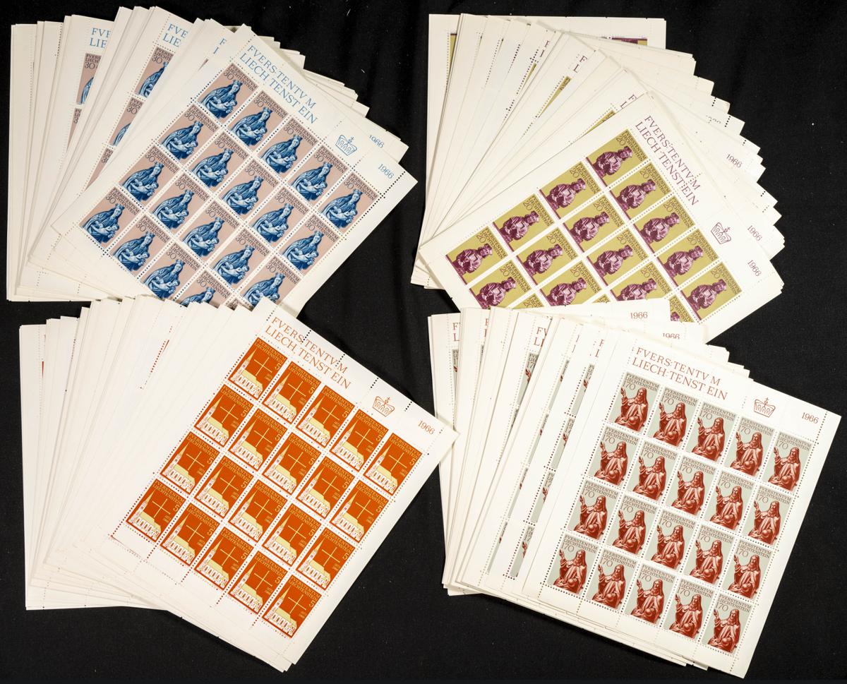 676 | Liechtenstein. Stock de Series y Sellos