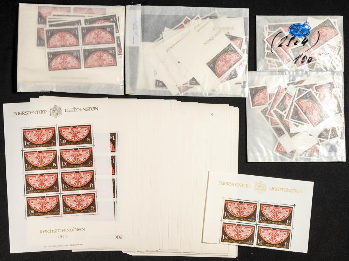 679 | Liechtenstein. Stock de Series y Sellos