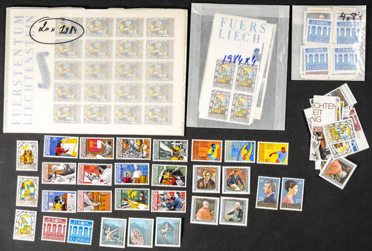 691 | Liechtenstein. Stock de Series y Sellos