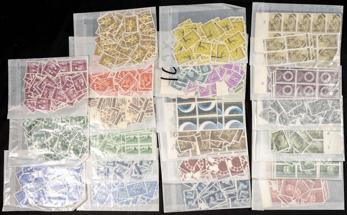 814 | Netherlands. Sets and stamps stock