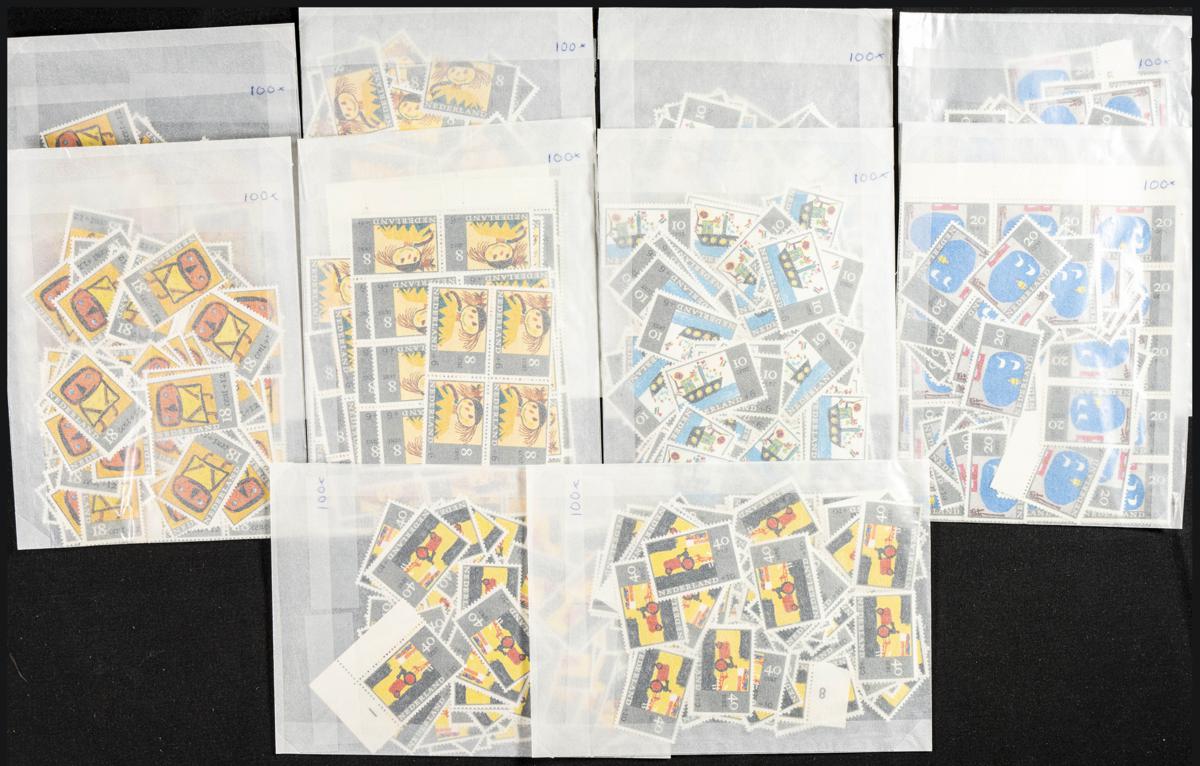 818 | Netherlands. Sets and stamps stock