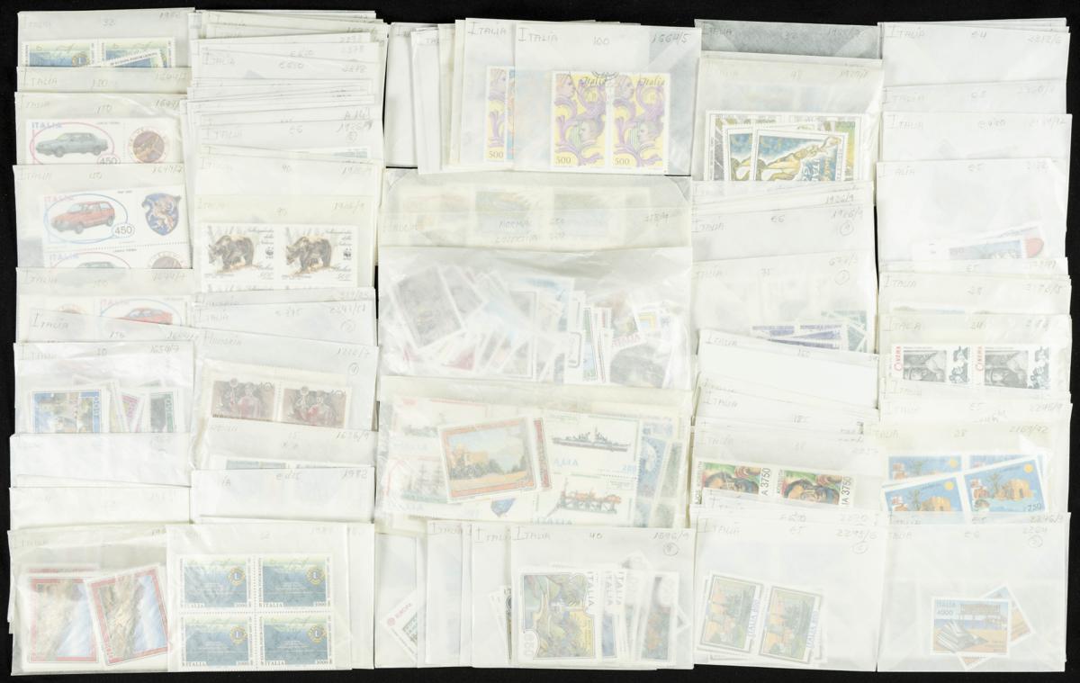 300 | Italia. Lotes y Colecciones.Extranjero
