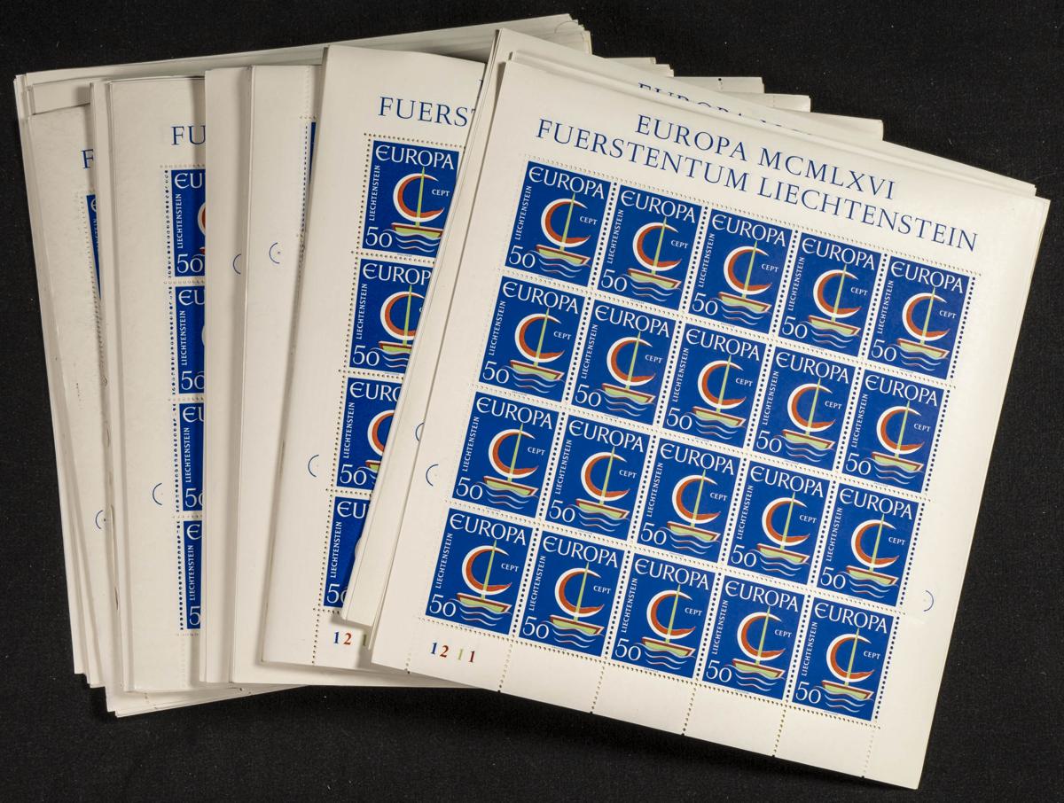 362 | Liechtenstein. Sets and stamps stock