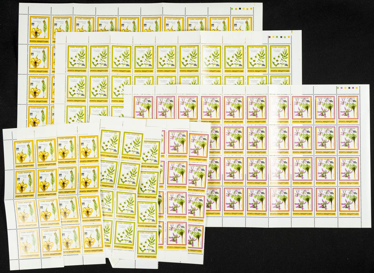 4 | Albania. Stock de Series y Sellos