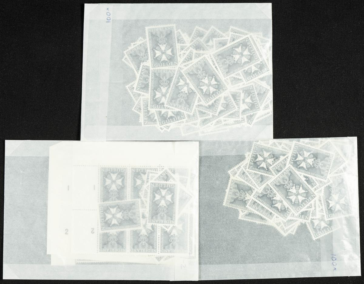 502 | Netherlands. Sets and stamps stock