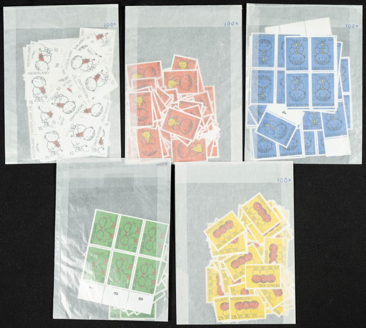 513 | Netherlands. Sets and stamps stock