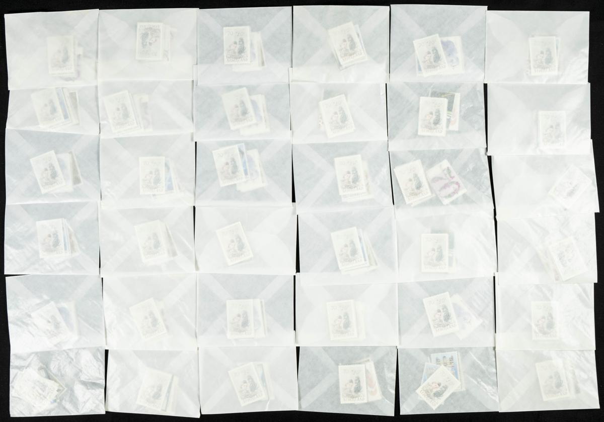 526 | Netherlands. Sets and stamps stock
