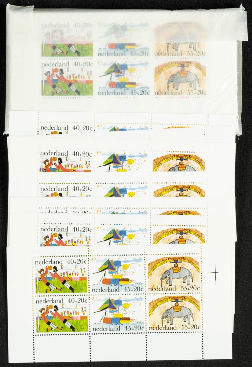 550 | Netherlands. Sets and stamps stock