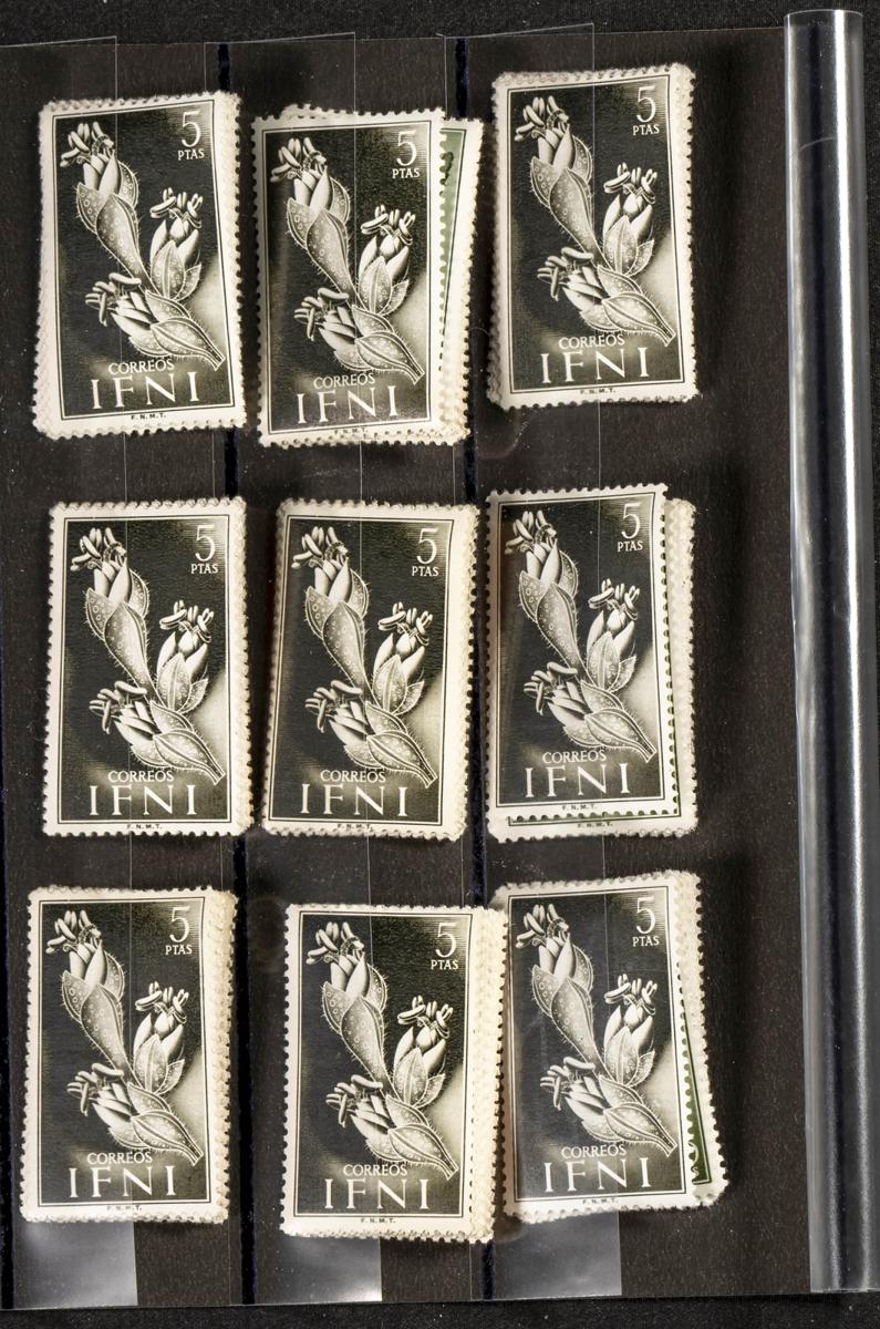 1117 | Ifni. Stock de Series y Sellos