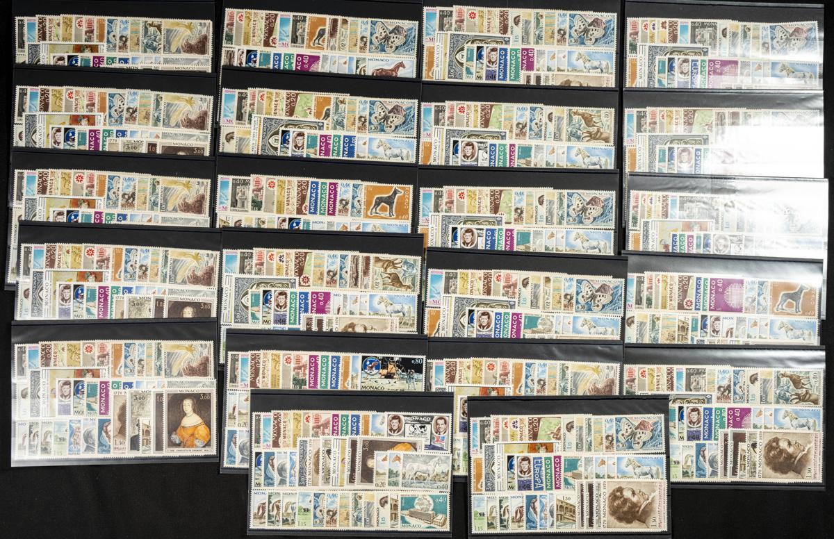 116 | Monaco. Sets and stamps stock
